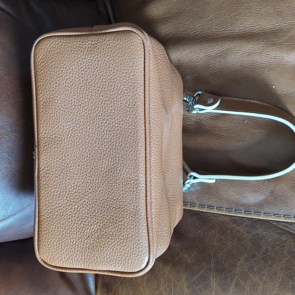 HP. Cuoieria Fiorentina Mini Leather Tote - Picture 6 of 15